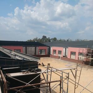 Meet your Posher, Herminio